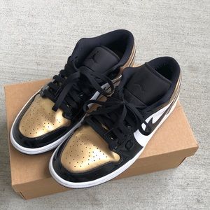 Jordan 1 Low Gold Toe
